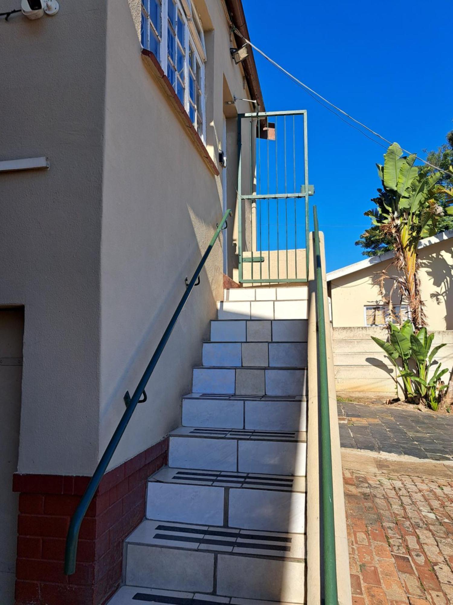 Pmb Backpackers Lodge Pietermaritzburg Exterior photo