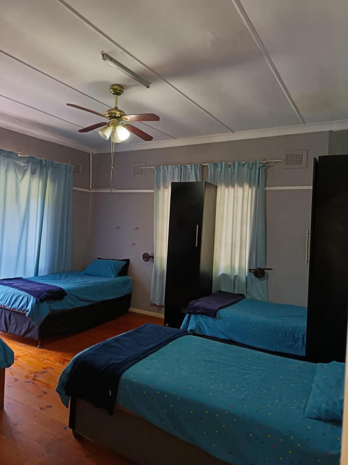 Pmb Backpackers Lodge Pietermaritzburg Exterior photo